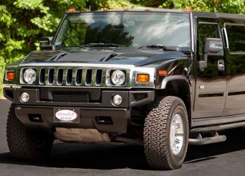 Hummer Limousine Black colour